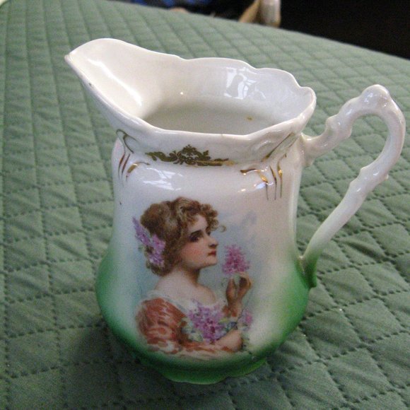 🫖 Victorian Woman Vintage Decorative Old Small Pitcher - Picture 1 of 10